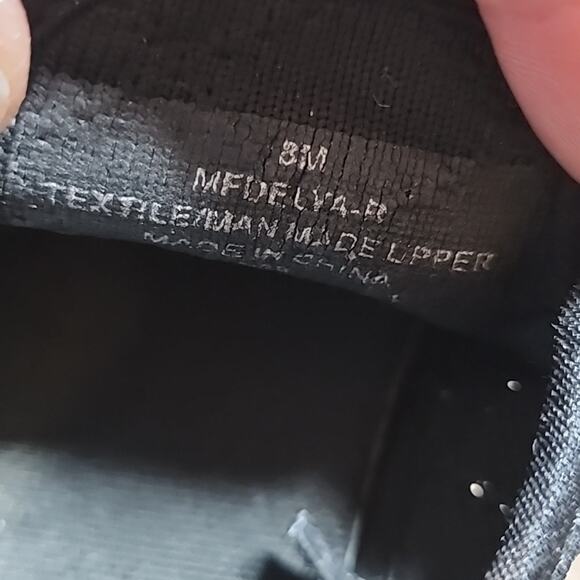 MARC FISHER QUILTED DIAMOND PATTERN WOMAN'S SIZE 8.0 BLACK WHITE UGC 🔥 - Picture 2 of 16